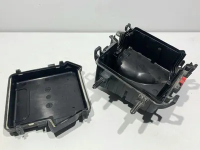Cutie panou / tablou sigurante 284C40002R Renault Megane 3 facelift (2012-2016)