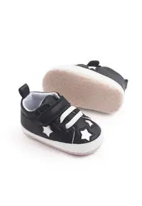 Pantofi sport Model AL 16845 cu stelute sidefate - Fete - Piele ecologica - Negru - Negru