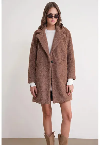 Palton lung texturat - guler de jacheta - maro mocha - textil