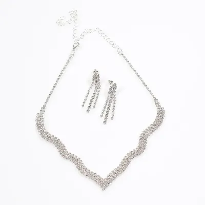 Set elegant colier si cercei cu pietre stralucitoare