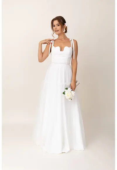 Rochie maxi evazata cu funde pe umeri - Alb