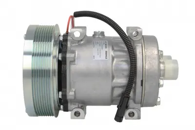 Compresor climatizare (R134a) potrivit CASE IH 180, 190, 200, 210, 215, 220, 225, 235, 240, 245, 250, 255, 260, 2654, 275, 280, 290, 305, 310, 315, 3154, 335, 340, 370, 380, 400, 4250, 7110, 7120