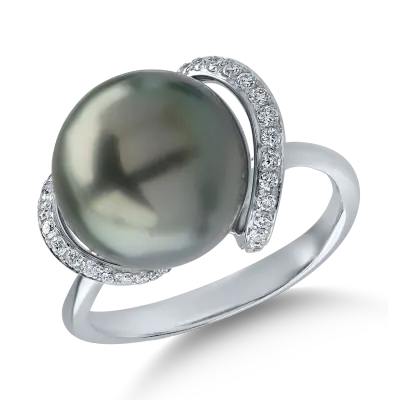 Inel din aur alb cu perla de cultura si diamante de 0.21ct