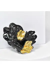Brosa din lut polimeric si rasina epoxidica - design floral - unicat - multicolor