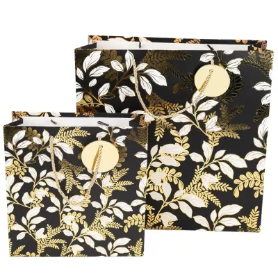 Pungi cadou cu model floral alb negru, mix 4 modele - 24x24x10cm
