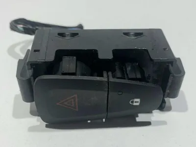 Buton avarie Renault Megane 3 (2008-2012)