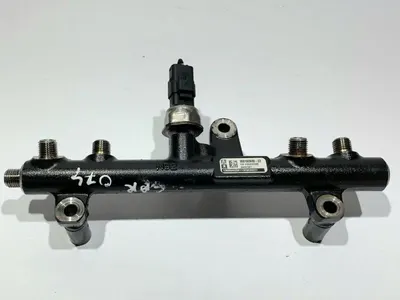 Rampa injectie 9681909680 Ford C-Max facelift (2007-2010) 2.0 hdi RHH 163 cp
