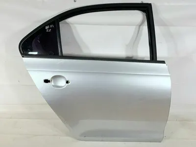 Portiera usa dreapta spate culoare argintie - la7w Skoda Rapid facelift (2017-2019)