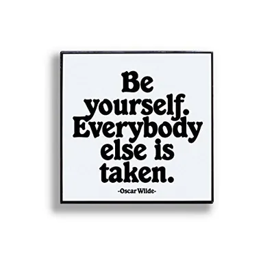 Insigna - Be yourself