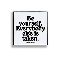 Insigna - Be yourself
