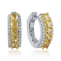 Cercei din aur alb-galben cu diamante galbene cushion si incolore de 2.2ct
