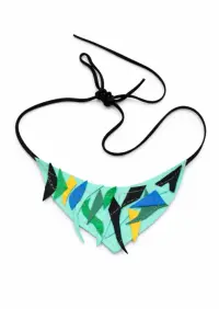 Colier din piele naturala turcoaz ,cu aplicatii multicolore
