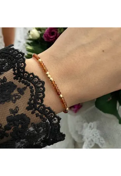 Bratara eleganta dama Farida cu granat portocaliu si argint placat cu aur 925 - 16.5+3.5 cm