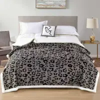 Patura Cocolino Groasa, cu Blanita Sherpa Alba, 200x230 cm, Leopard, Gri