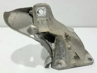 Suport motor dreapta 6764574 BMW Seria 1 (2004-2011) [E81, E87] 2.0 benzina; 1.6 benzina N43B16