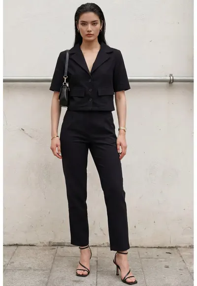 Set de doua piese - stil elegant - revere decupate - maneca scurta - negru