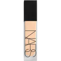 NARS Natural Matte Longwear Foundation machiaj persistent cu efect matifiant culoare VIENNA 30 ml
