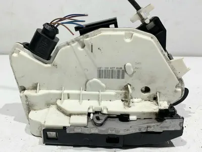 Broasca usa dreapta fata 1S1837016B Skoda Fabia 2 facelift (2010-2014)