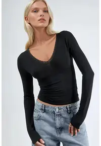 Bluza dama decolteu in V - maneci lungi - negru - jerseu