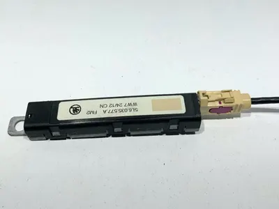 Amplificator antena 5L6035577A Skoda Octavia 2 facelift (2008-2013)