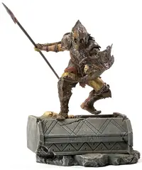Statuetă Iron Studios Movies: Lord of The Rings - Armored Orc, 20 cm