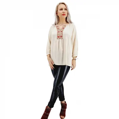 Bluza stilizata traditional cu broderie Clara