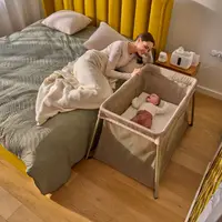 Patut multifunctional Lionelo Alice Gri 3 in 1 pliabil, 0 luni+, 2 trepte de inaltime pentru saltea, material rezistent Oxford 300D, cu iesire laterala, geanta de transport, pana 15 kg, 104x70x74 cm