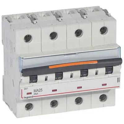 Disjunctor DX³ MA-4P-400V~-25A-25kA-magnetic simplu - 6M