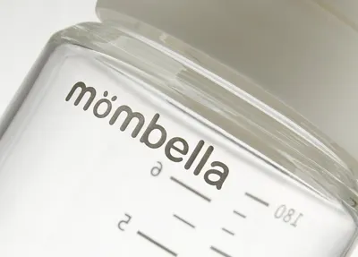 Biberon din sticla anti-colici Mombella 180 ml, cu tetina din silicon S, flux lent 0-3 luni Ivory