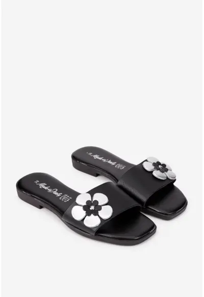 Papuci dama negre din piele naturala cu floare