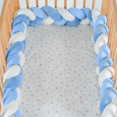 Apărătoare de lux împletită pentru pătuț Cangaroo - Braidy, 220 х 13 cm, albastru deschis