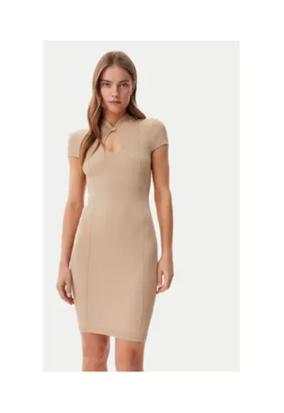 Rochie bodycon cu perforatie