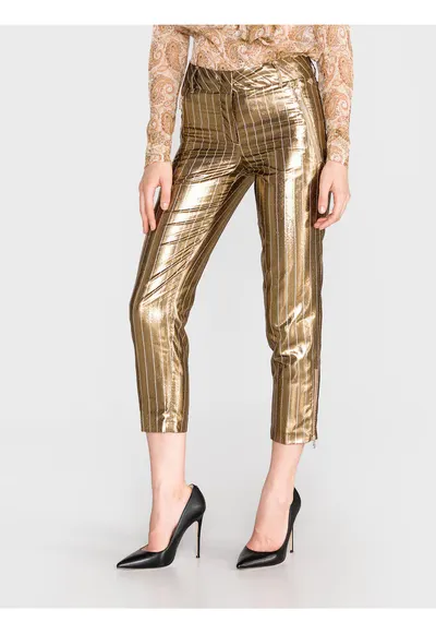 Pantaloni crop cu aspect metalic si dungi