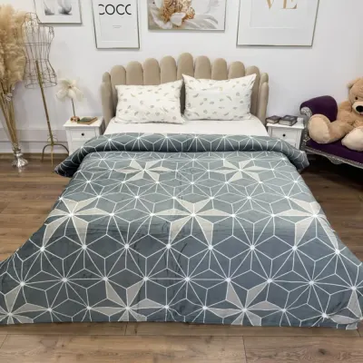 Patura Super Soft Cocolino, 200x230 cm – Rasfat absolut in zilele reci, Gri, stelute, forme geometrice