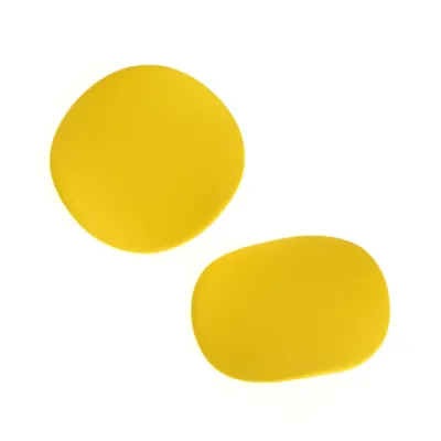 Cercei rotunzi galbeni cu design modern