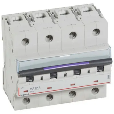 Disjunctor magnetic simplu DX³-MA - 4P - 12,5 A - 50 kA - curba MA - 6M