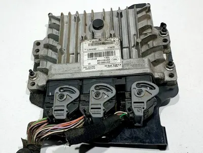 Calculator motor ecu 237100914R Renault Fluence (2009-2012) 1.5 dci K9K (834)