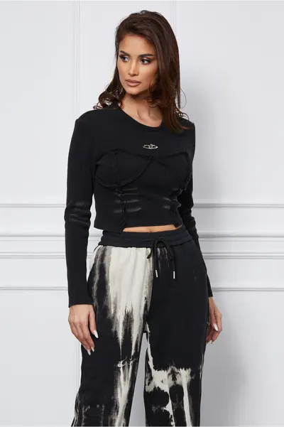 Bluza Lora scurta neagra cu model