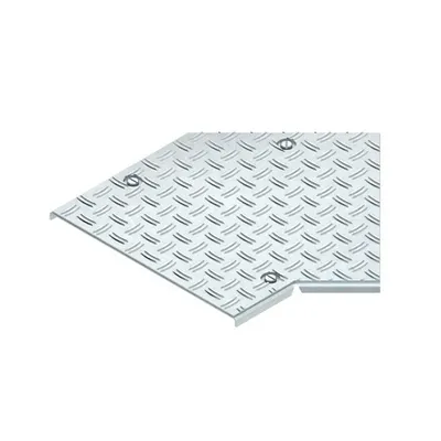 Capac pentru cot 45°, antiderapant R10 conform. conform DIN 51130 cu dispozitive de fixare pre-asamblate si suport pe toata suprafata, din aluminiu, pentru placi de verificare RBADVRS 100