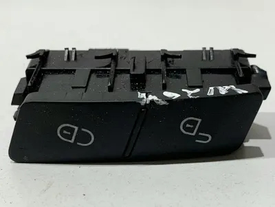 Buton inchidere centralizata A2048706310 Mercedes C-Class (2007-2010) [W204]