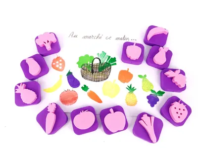 Set cu 84 mini-ștampile