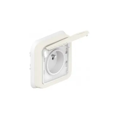 priza Plexo IP55 - Fr standard - 2P+E + shutters - flush mounting - alb