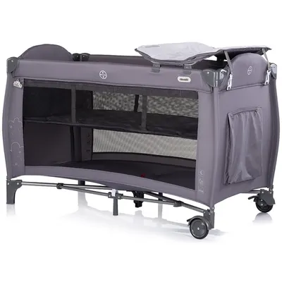 Patut pliabil Chipolino Bella Charcoal cu 2 nivele, saltea de infasat, intrare laterala cu fermoar, carusel muzical cu jucarii, tava pentru accesorii si geanta de transport