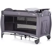 Patut pliabil Chipolino Bella Charcoal cu 2 nivele, saltea de infasat, intrare laterala cu fermoar, carusel muzical cu jucarii, tava pentru accesorii si geanta de transport