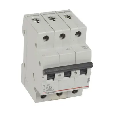 Disjunctor RX3 3P B25 6kA