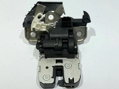 Broasca capota spate 8K9827505 Audi A6 (2004-2011) [4F2, C6]