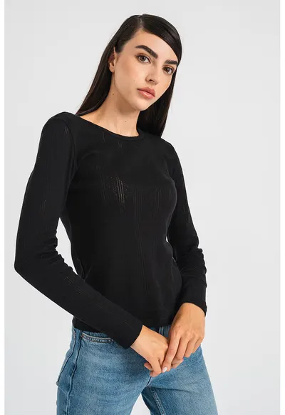 Bluza cu decolteu la baza gatului Lisa - Negru
