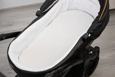 Saltea pentru landou bebelusi Sensillo Alba 75x35x3cm din fibre de cocos cu husa matlasata detasabila prevazuta cu fermoar