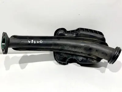 Furtun admisie / rezonator aer 30774691 Volvo XC60 facelift (2013-2017) 2.4 d5 D5244T15 215 cp