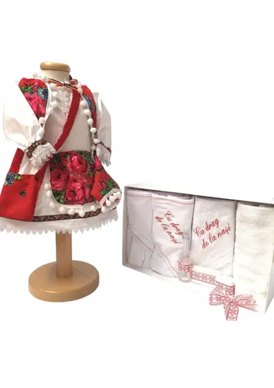 Set Botez Traditional a, Manuela a, 2 piese costumas si trusou brodat